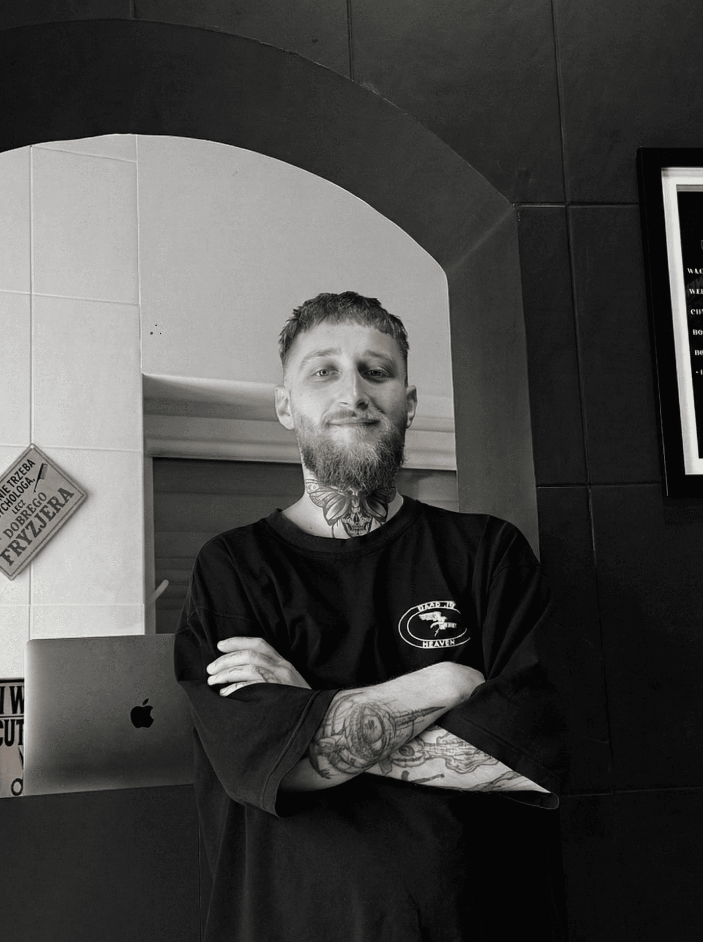 Robert — Założyciel & główny bohater